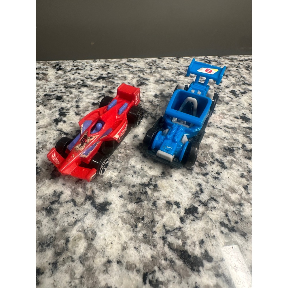Hot Wheels Race Car Lot Red Blue Diecast Toy Vehicle 11‎ 8